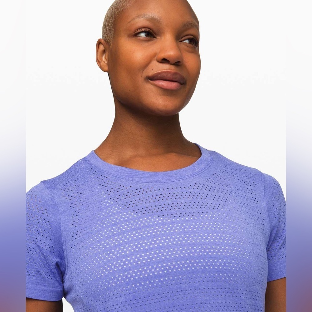 lululemon athletica Purple Short Sleeve Tee 8 reposhing I bought the wrong size - Picture 3 of 6